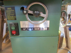 lot 25 image: Grizzly 10 Table Saw