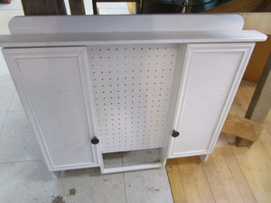 lot 98 image: Wall Shelf