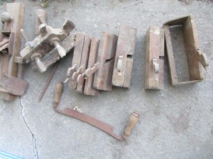 lot 108 image: Primitive Planes, Block & Molding