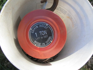 lot 128 image: Chain Hoist