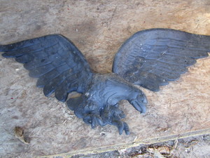 lot 179 image: Eagle - Pot Metal