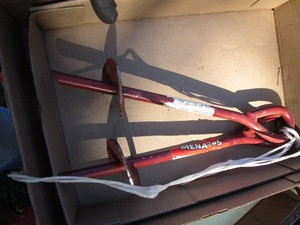 lot 186 image: Screw Down Stakes