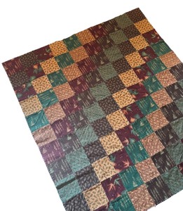 lot 97R image: LR - Vintage Handmade Patchwork Quilt