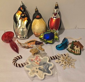 lot 254K image: LL - Collection of 11 Assorted Christmas Ornaments Including Penguins and Glass Fish