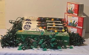 lot 256K image: LL - Collection of Assorted IndoorOutdoor Holiday String Lights