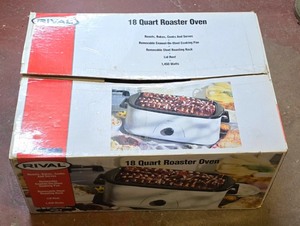 lot 267K image: LL - Rival 18 Quart Roaster Oven in Original Box