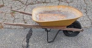 lot 234 image: G - Used Wheelbarrow with Paint Wear and Flat Tire