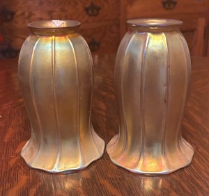 lot 14A image: DR - Pair of Vintage Quoizel Style Art Glass Lamp Shades