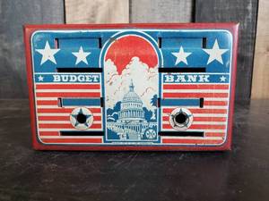 lot 9 image: Cool Vintage Metal Budget Bank