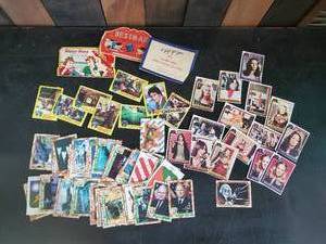 lot 28 image: Lot Misc Vintage Trading Cards of all kinds
