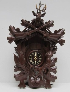lot 20 image: Very nice Vintage Black Forest Hunting Lodge Theme Cuckoo Clock wStag Rabbit Bird & Guns #2