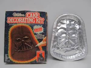 lot 46 image: Vintage Wilton DARTH VADER Cake Tin