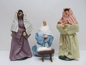 lot 60 image: Byers Choice Carolers Nativity Christmas Figures