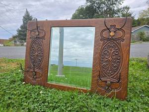 Beautiful Antique Tiger Oak Hall Mirror w/Hat or Coat Racks