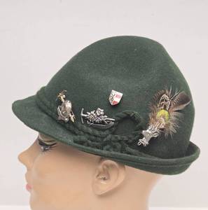 lot 80 image: Vintage AustrianGerman Green Felt Alpine Hat wPins