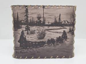 lot 82 image: Very Cool Mid Century Fiberglass Lamp or Sconce w Sled Dog Scene