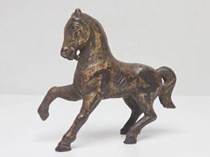 lot 85 image: Original Antique Cast Iron Horse Coin Bank