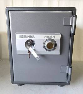 lot 105 image: Heavy Duty BRINKS Fire Safe wKey & Combo