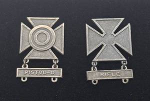 lot 163 image: 2 WW2 era Sterling Silver Sharpshooter Pins