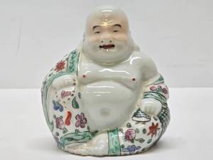 lot 178 image: Old Vintage Chinese Famille Rose Porcelain Buddha Figure