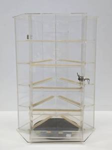 lot 219 image: 3 Section Rotating Countertop Display Case wKey
