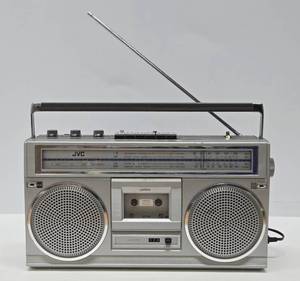 lot 221 image: Very Cool Working Retro Vintage JVC Model RC-555JW BoomboxCassette Player Recorder & Radio