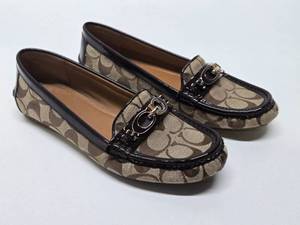 lot 224 image: nice Condition Ladies COACH Fortunada Slip-On Shoes - Size 8B