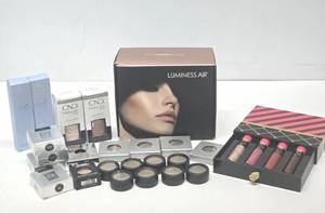 lot 237 image: Nice Estate Lot of Brand New Health & Beauty Products