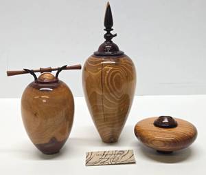 lot 253 image: Great Looking Artist Made Turned Wood Vessels by Matthew Hatala 