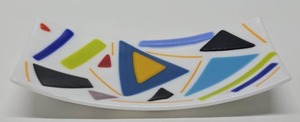 lot 254 image: Very Cool Retro Vintage Pop-Art Fused Glass Curved Tray