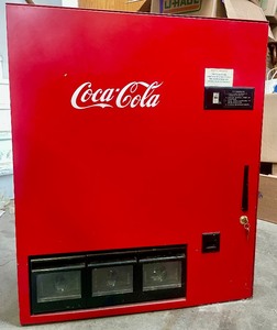 Awesome Vintage Working Coca Cola / Soda Vending Machine