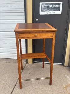 lot 2 image: Excellent Condition and Quality Leather-Top Standing Writing Desk  Podium