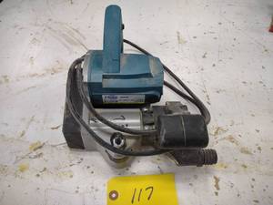lot 117 image: Virutex CE538 Flush Planer...