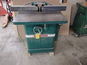 lot 14 image: Powermatic Model 26 Wood Shaper, 3...