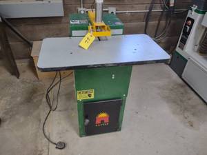 lot 22 image: Castle Pocket Drill, Model TSM21, S...