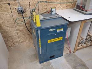 lot 21 image: Whirlwind Model 1000 LF Upcut Saw, ...