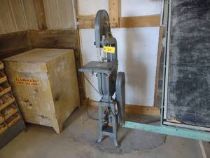 lot 30 image: Delta 14 Wood Bandsaw, Model 28-29...
