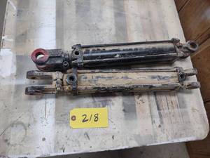 lot 218 image: (2) Hydraulic Cylinders...