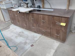 lot 273 image: Cabinet, 105x24...