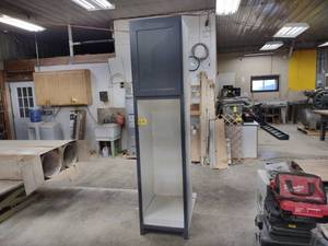 lot 274 image: Cabinet, 22x25x94...