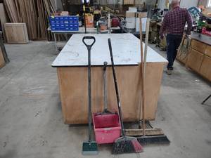 lot 282 image: (3) Brooms, Scraper, & Dustpan...
