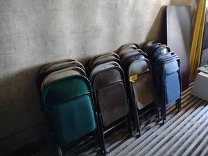 lot 305 image: 5 Folding Table & (26) Folding cha...