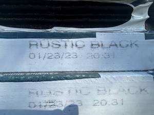 TAMKO Lot of 42 Bundles of- 12-1/4x12 Hip & Ridge (26 shingles per bundle)- Rustic Black