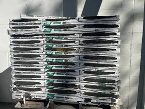lot 2 image: TAMKO Pallet of 70 Bundles of- 13-14 x 39-38 Perforated Starters (16 per bundle)