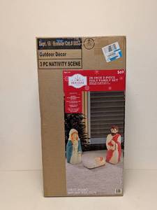 lot 138 image: NEW HOLIDAY TIME 3PC. NATIVITY SCENE
