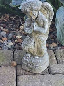 lot 111 image: Sweet Concrete Garden Angel Statue