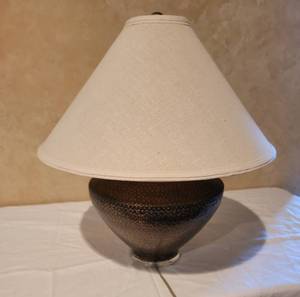 lot 105 image: Aged Brass Patina Beaded Weave Table Lamp