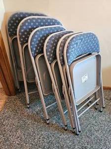 lot 205 image: Rugged Folding Chair Set of Six