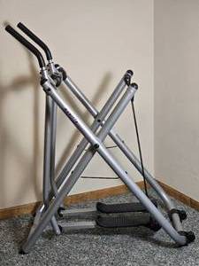 lot 55 image: Tony Littles Gazelle Freestyle Elliptical Fitness Exercise Machine