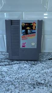 lot 64 image: Metroid NES Cartridge with Protective Case - Untested